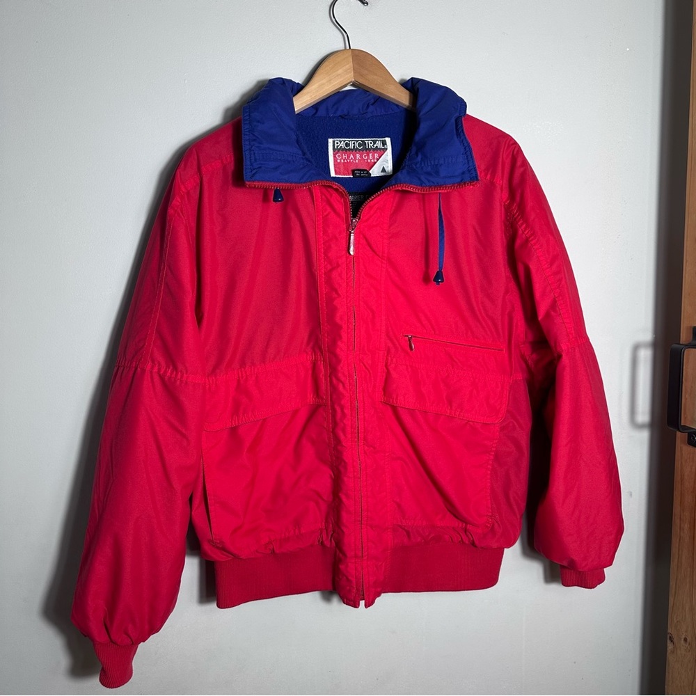 Vintage Pacific Trail Charger Jacket Red Shell Blue interior
